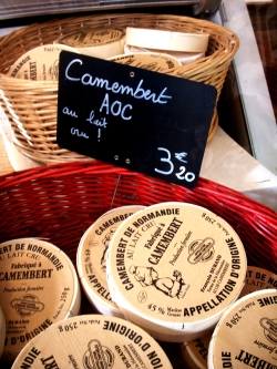Camembert, Cidre und Calvados: Eine kulinarische Reise in die Normandie